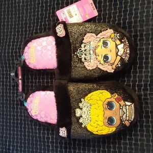LoL Surprise Slide-On Slippers Size 4/5 NWT – Fierce Queen